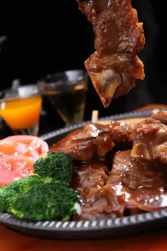 Sizzling Beef Short Ribs